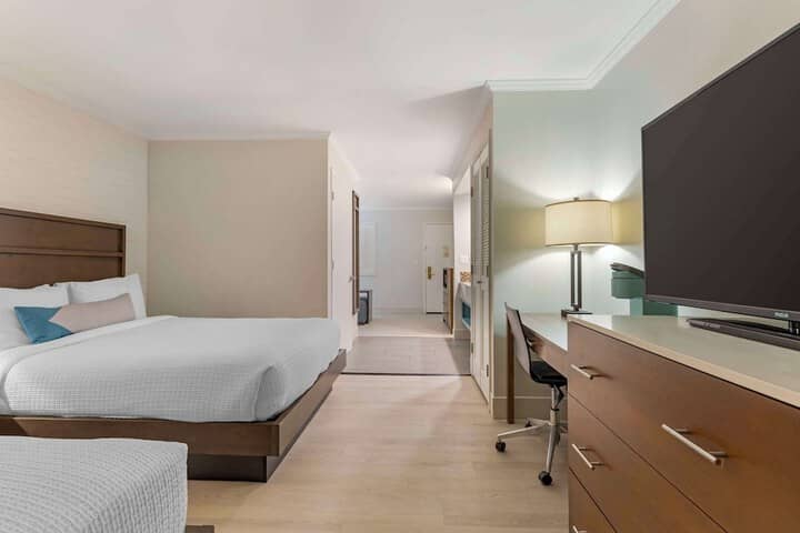 Room 7 of 58